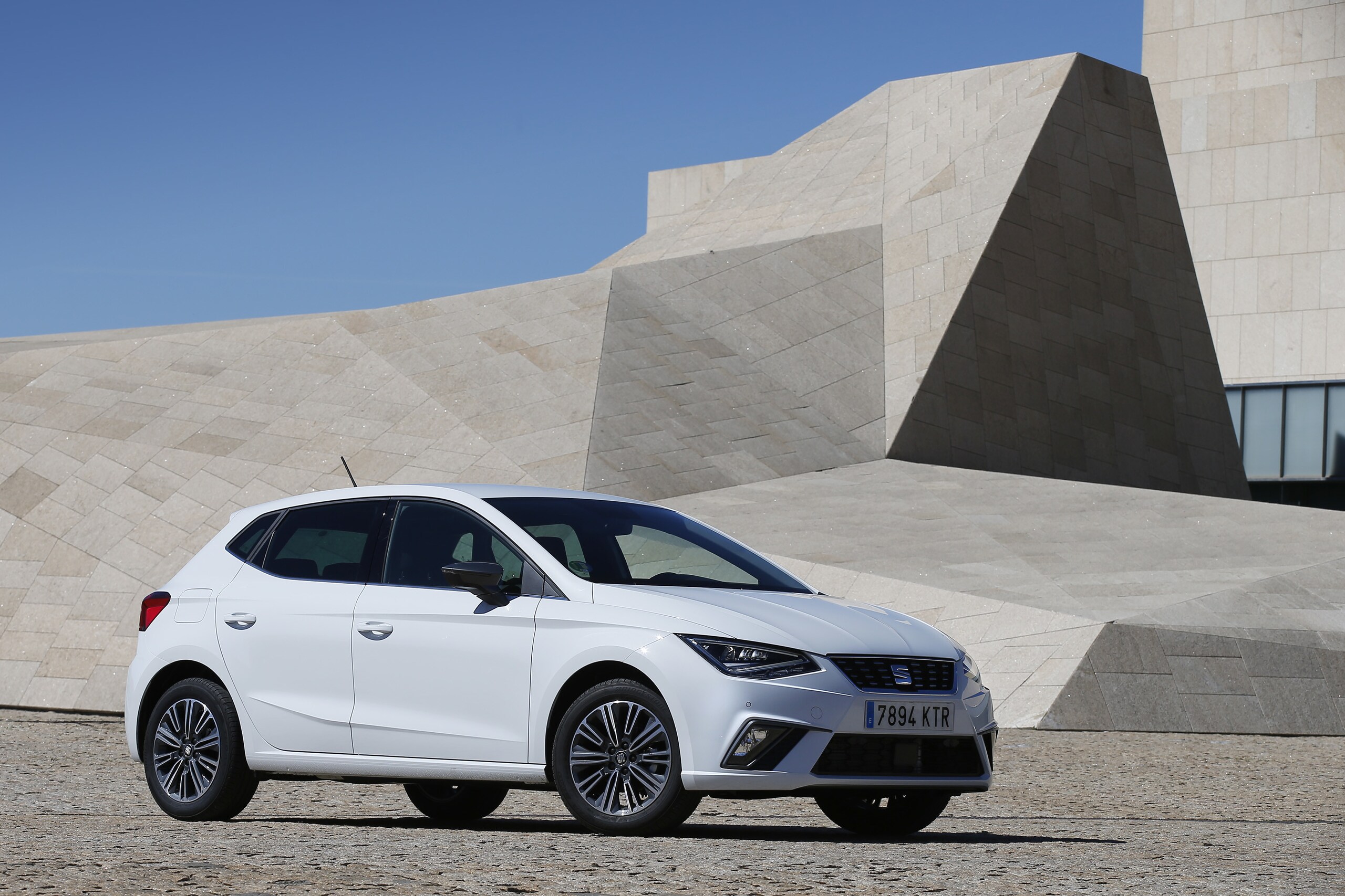 SEAT: le foto delle nuove versioni a metano
