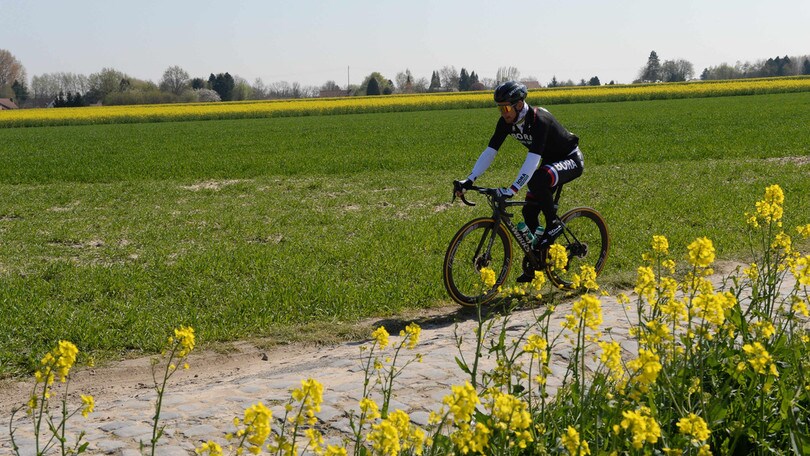 Ciclismo, Parigi-Roubaix: il bis di Sagan a 6,50