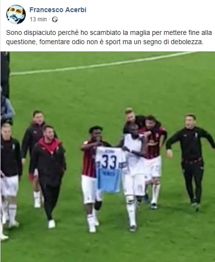 Il Milan batte la Lazio e Bakayoko festeggia con la maglia di Acerbi