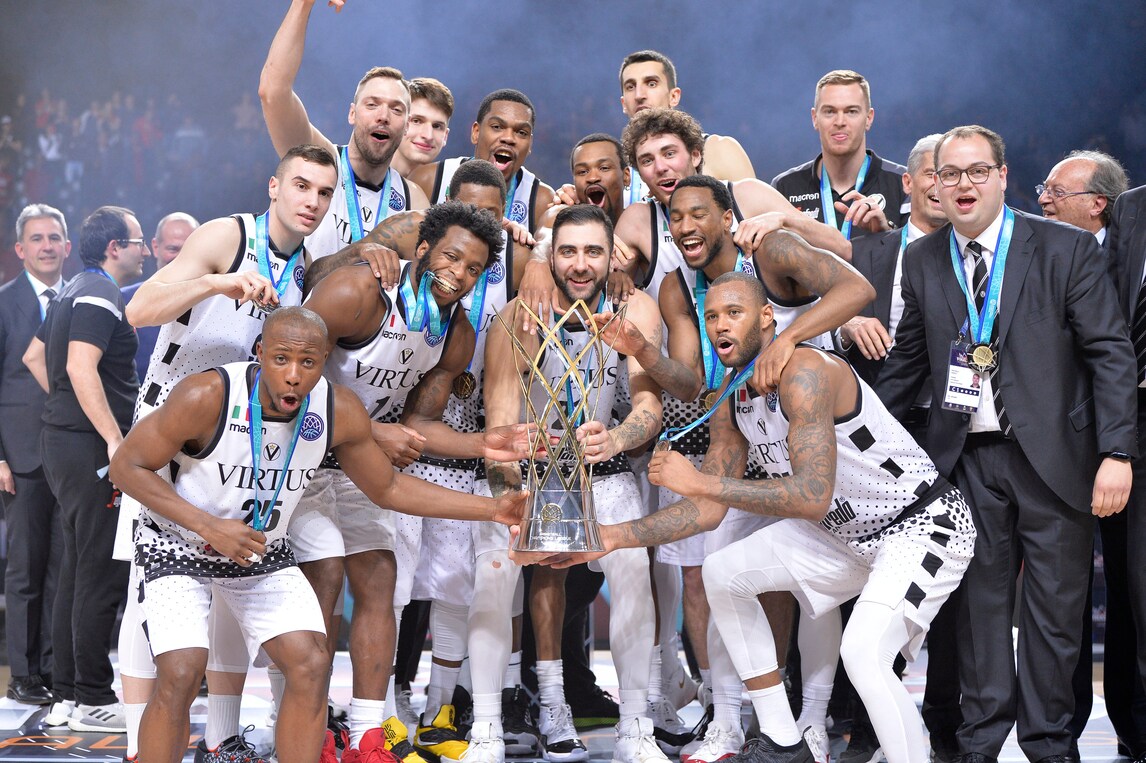 Gazzetta Dello Sport 25 Avril 1998 – Virtus Bologne Championne D’Europe De Basket