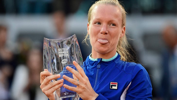 Tennis, Madrid: Bertens trionfa battendo la Halep in due set