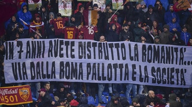 A Reggio Emilia continua la contestazione dei tifosi della Roma