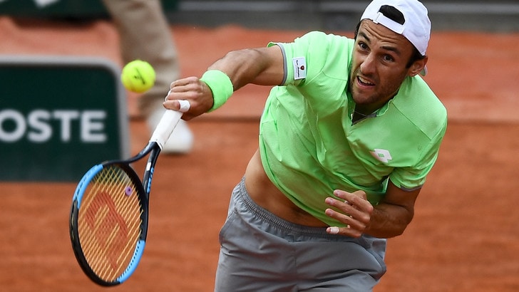 Roland Garros, Travaglia sfiora l'impresa. Avanza Mannarino