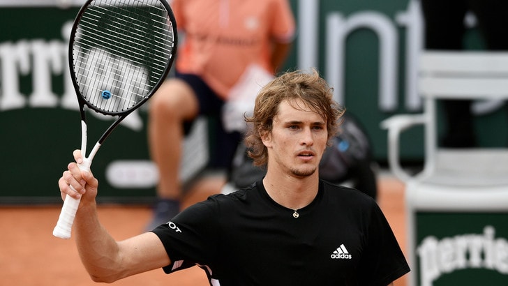 Zverev e Djokovic avanti al Roland Garros