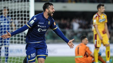 Trionfo Verona! Rimonta al Cittadella rimasto in nove ed è Serie A