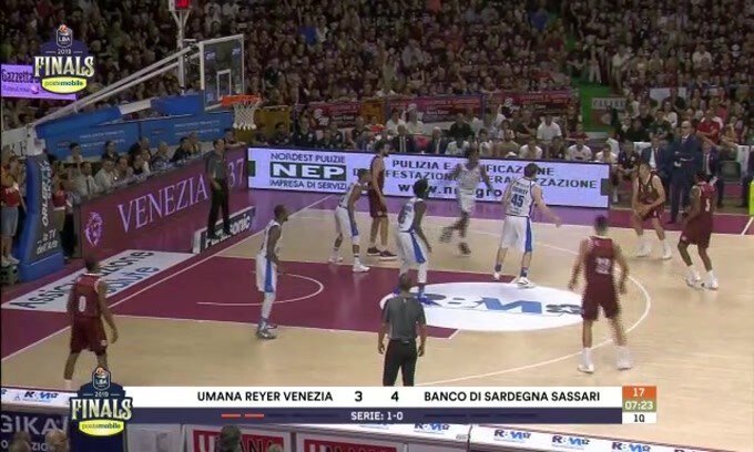 Umana Reyer Venezia - Banco di Sardegna Sassari 66-80