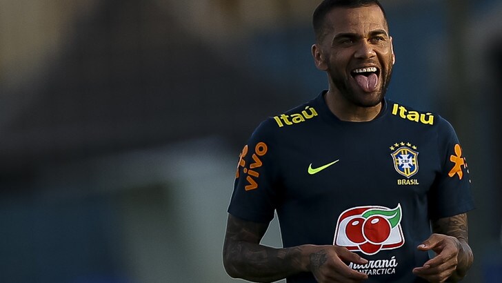 Dani Alves, fine carriera in Brasile: San Paolo o Bahia