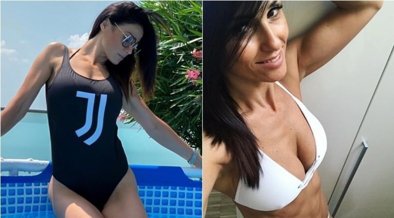 Monica Somma, estate juventina: con il costume bianconero infiamma i tifosi