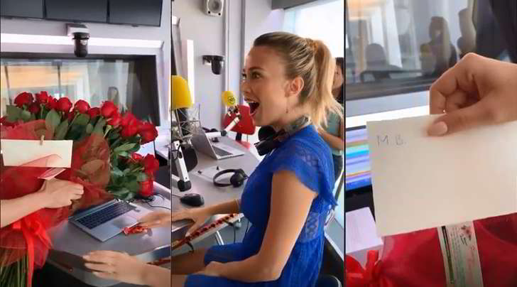 Diletta Leotta e le rose dal misterioso ammiratore. Chi sar&agrave; M.B?