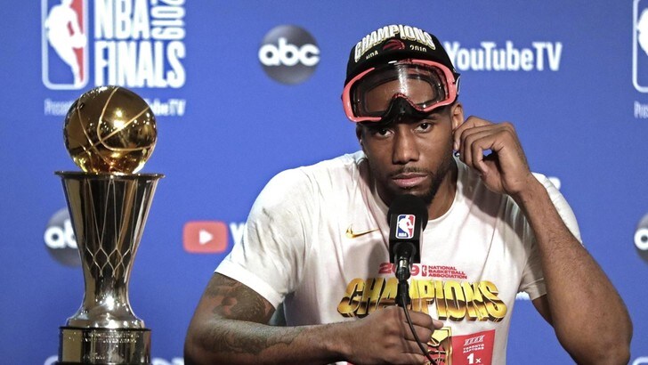 Basket, Nba: i Lakers su Kawhi Leonard