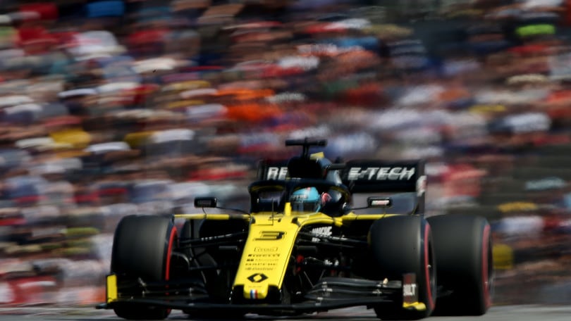 Renault, Ricciardo: "Dobbiamo raggiungere il livello della McLaren"