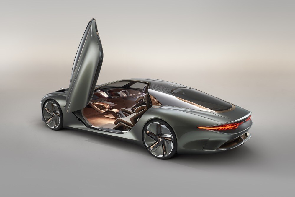 Bentley EXP 100 GT: gli scatti