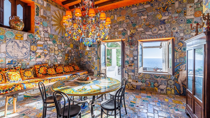 Gli stilisti Dolce e Gabbana vendono il buen retiro di Stromboli