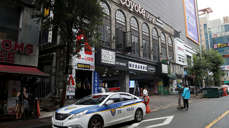 Gwangju: crolla balconata in discoteca, feriti alcuni atleti