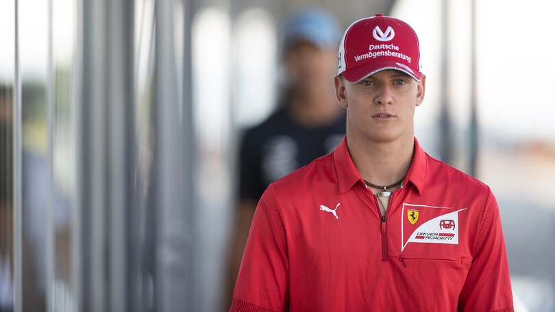 Mick Schumacher trionfa in Ungheria: prima vittoria in Formula 2