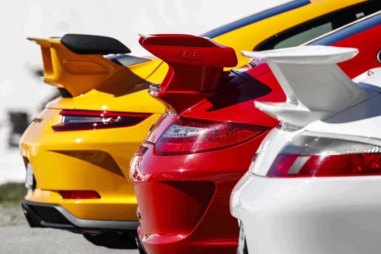 Porsche 911 GT3: gli scatti di 20 anni di noveundici