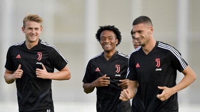 Juve, De Ligt sorride e corre verso l’esordio contro il Napoli