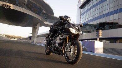 Triumph Daytona Moto2 765 presentata a Silverstone