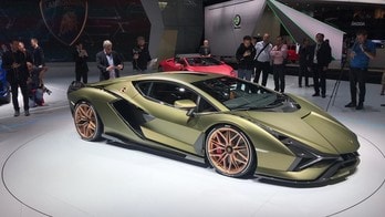 Lamborghini Si&agrave;n FKP37, ibrida che ricorda il passato