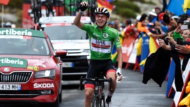 Vuelta, a Pogacar la 20ª tappa. Roglic virtualmente campione