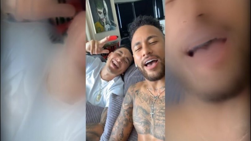 Per Neymar danze sfrenate su Instagram