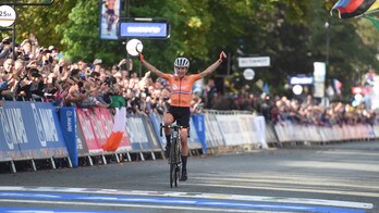 Mondiali ciclismo: oro alla Van Vleuten, Longo Borghini quinta