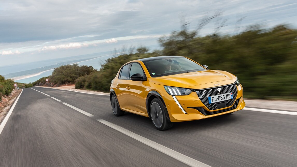 Peugeot 208 GT Line: gli scatti del test