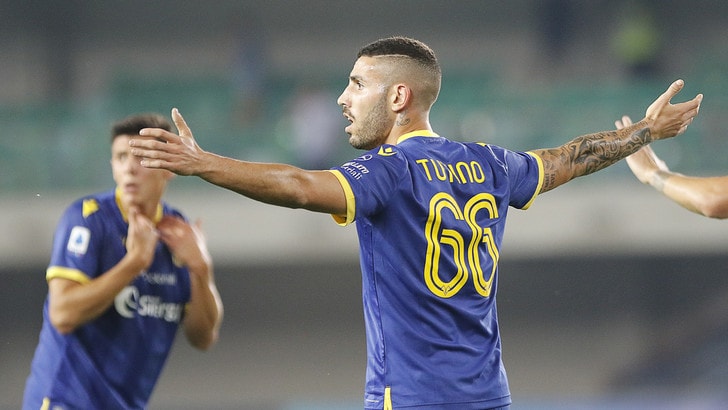 Verona, 4-0 all'Nk Bravo: doppietta per Tutino