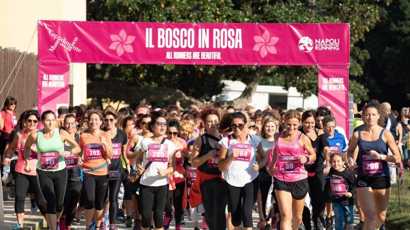 Napoli Running vi aspetta sabato alla "Bosco in Rosa - Corri tra i capolavori" per colorare il bosco