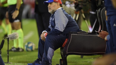 Il re di Rosario è tornato: Maradona celebrato dal Newell's Old Boys