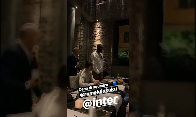 Lukaku organizza una cena per i compagni di squadra