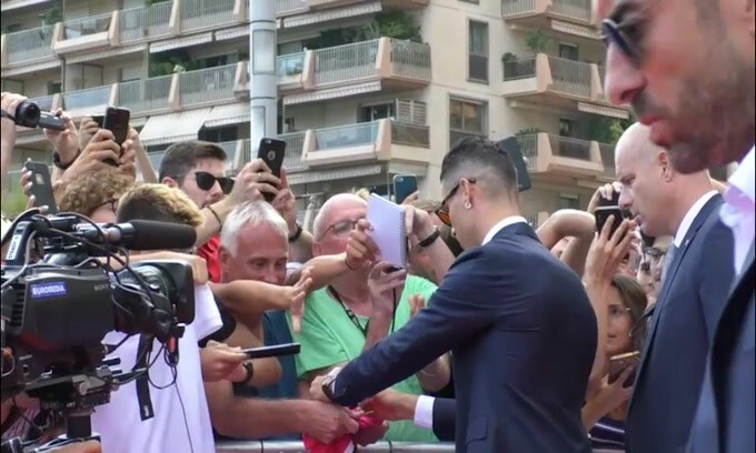 Cr7 smaltisce l'arrabbiatura e torna a parlare sui social