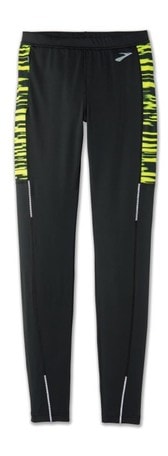 Nightlife Essentials, la linea di abbigliamento Brooks per correre in sicurezza