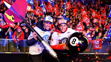 MotoGp, un casco speciale per i fratelli Marquez