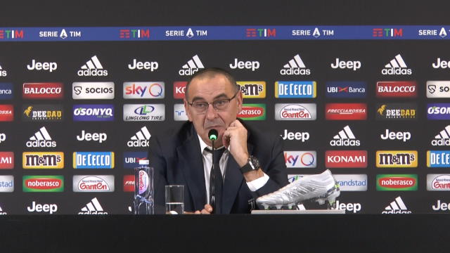 Sarri: "La classifica? Chi si preoccupa è da psicoanalisi"