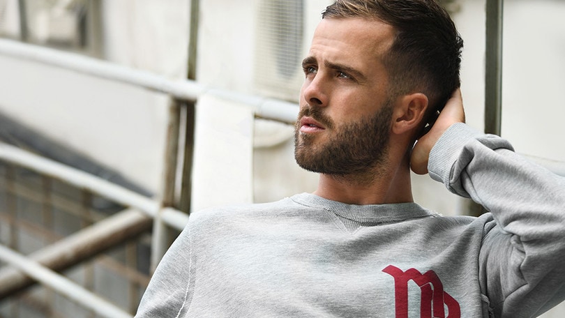 Miralem Pjanic firma una collezione moda