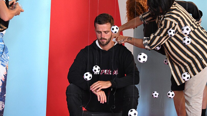 Miralem Pjanic firma una collezione moda