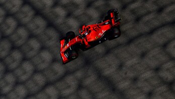 Test Abu Dhabi: Russell vola con la Mercedes, Leclerc out ma è secondo