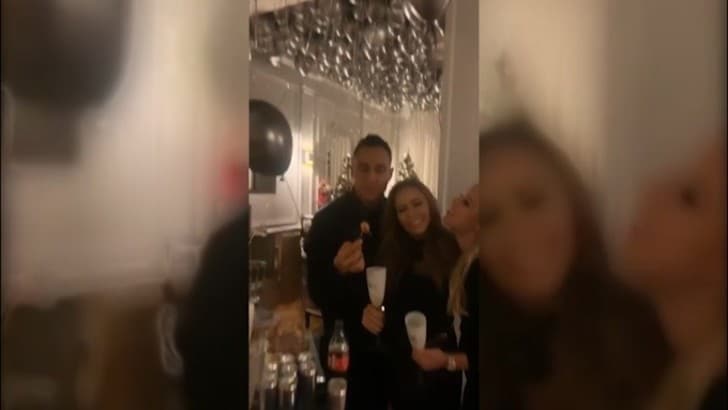 Compleanno a Parigi per Wanda Nara