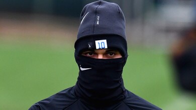 L’Inter ha voglia di ripartire: Lautaro in versione mascherata