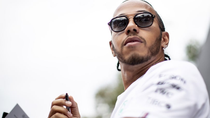 Hamilton: "Mi sento in forma, non temo i piloti più giovani"