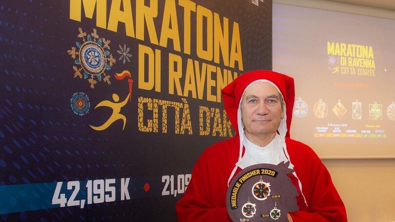Maratona di Ravenna Città d'Arte dedica la medaglia a Dante Alighieri