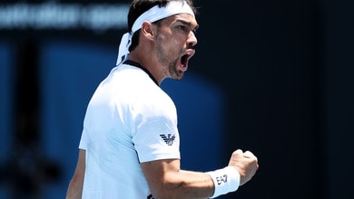 Australian Open, Fognini in rimonta su Opelka. Rabbia contro l'arbitro: