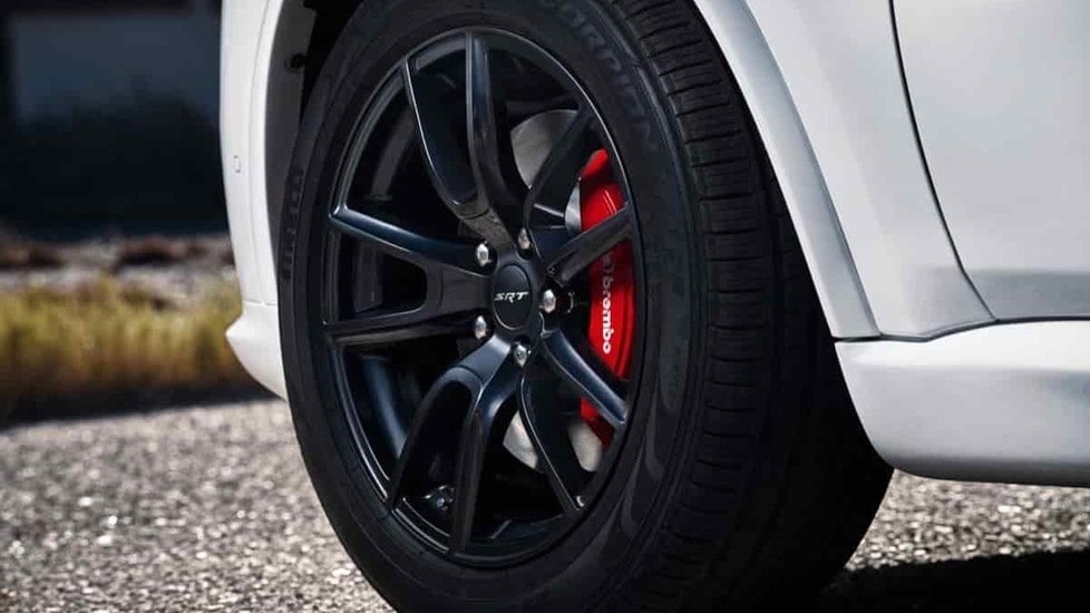 Al Salone di Chicago in scena il nuovo SUV americano, spinto dal potentissmo V8 Hemi