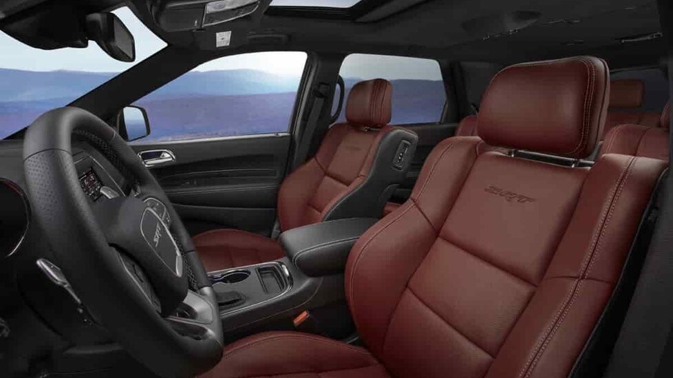 Al Salone di Chicago in scena il nuovo SUV americano, spinto dal potentissmo V8 Hemi