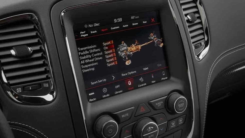 Al Salone di Chicago in scena il nuovo SUV americano, spinto dal potentissmo V8 Hemi