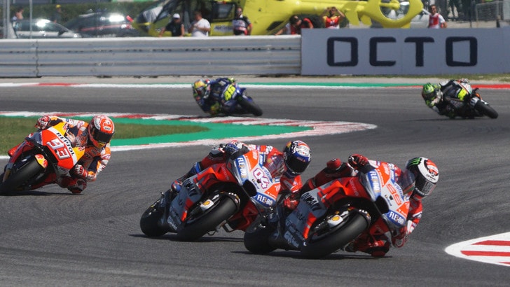 Coronavirus, il medico della MotoGp: “La situazione è molto preoccupante"