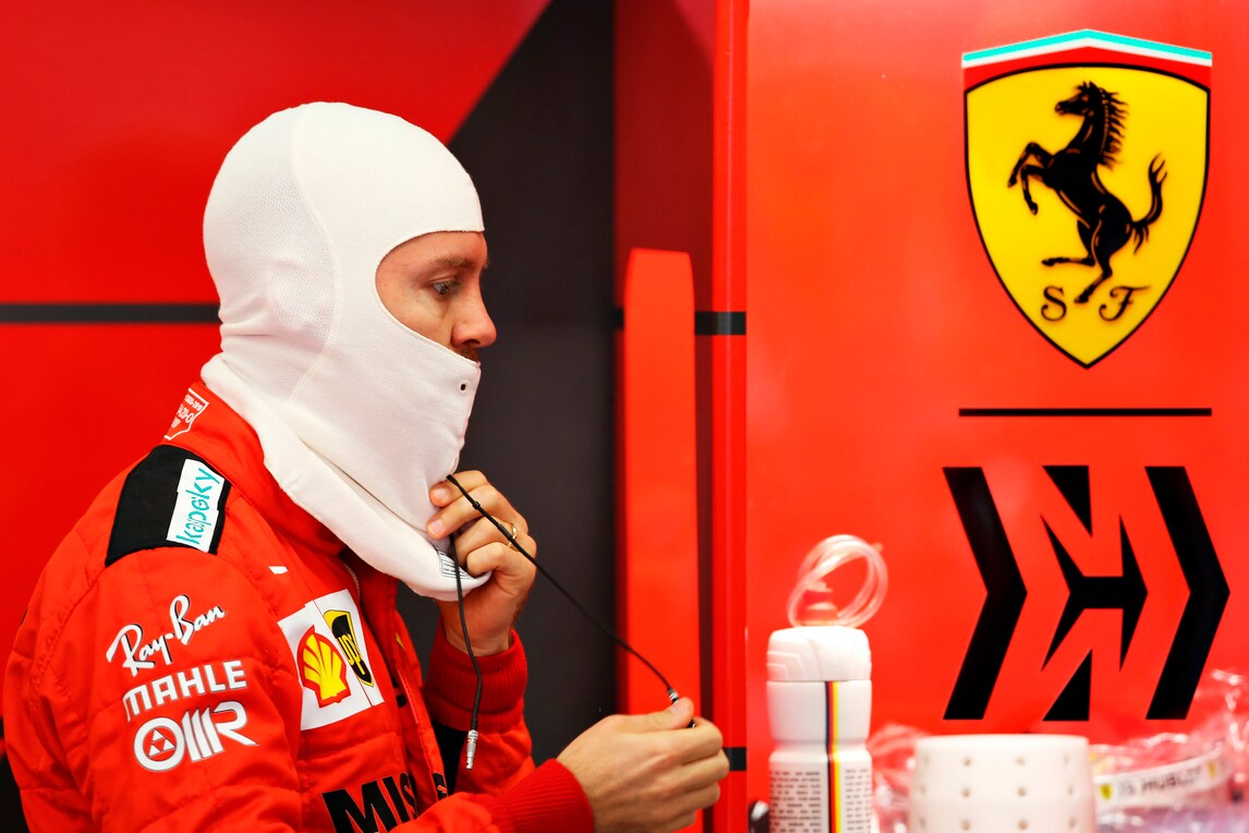 Ferrari, Vettel primo nei test di Barcellona: è il più veloce al mattino