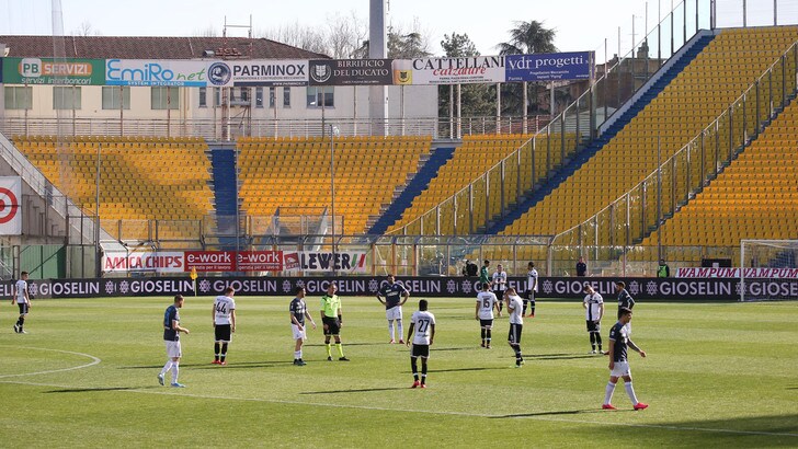 Parma, con l'ufficialità del nuovo protocollo allenamenti collettivi