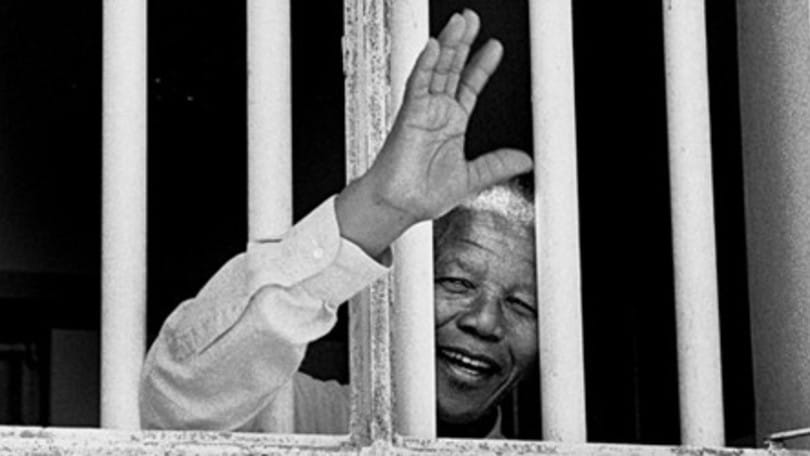 Nelson Mandela: per 27 anni in galera ha fatto un'ora di corsa. Fermo sul posto